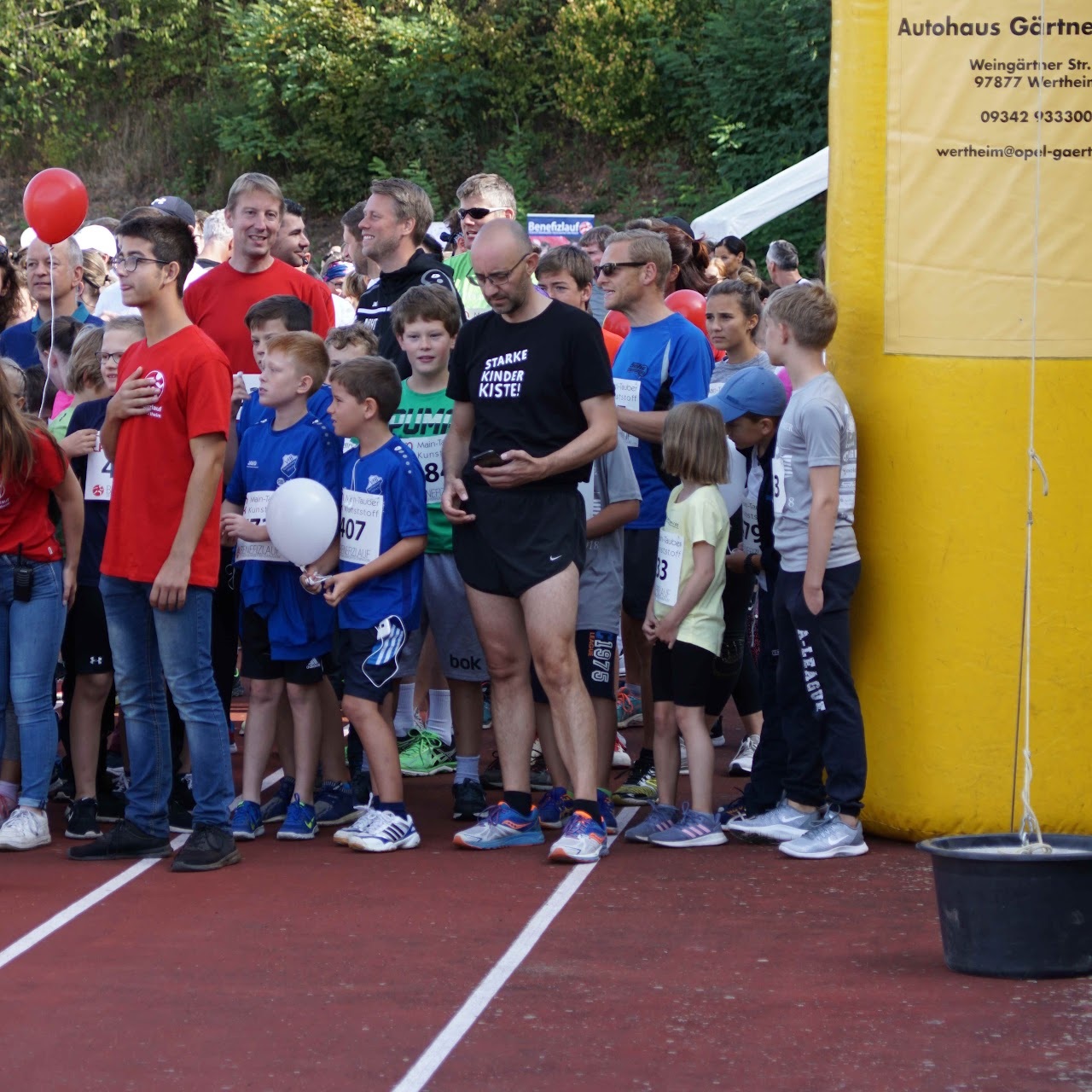 Bild vom 11. Benefizlauf im Jahr 2019. Dies ist das 57. Bild.